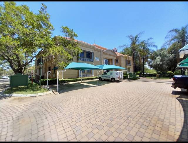 231M² OFFICE TO LET IN BRYANSTON